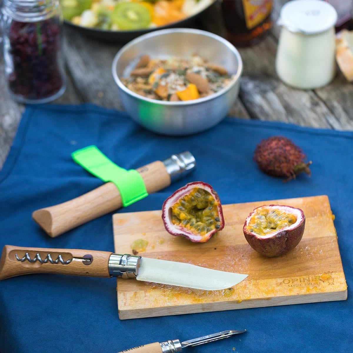 https://www.opinel-usa.com/cdn/shop/articles/must-have-for-adventurous-picnics-the-nomad-cooking-kit_1200x.jpg?v=1684441811