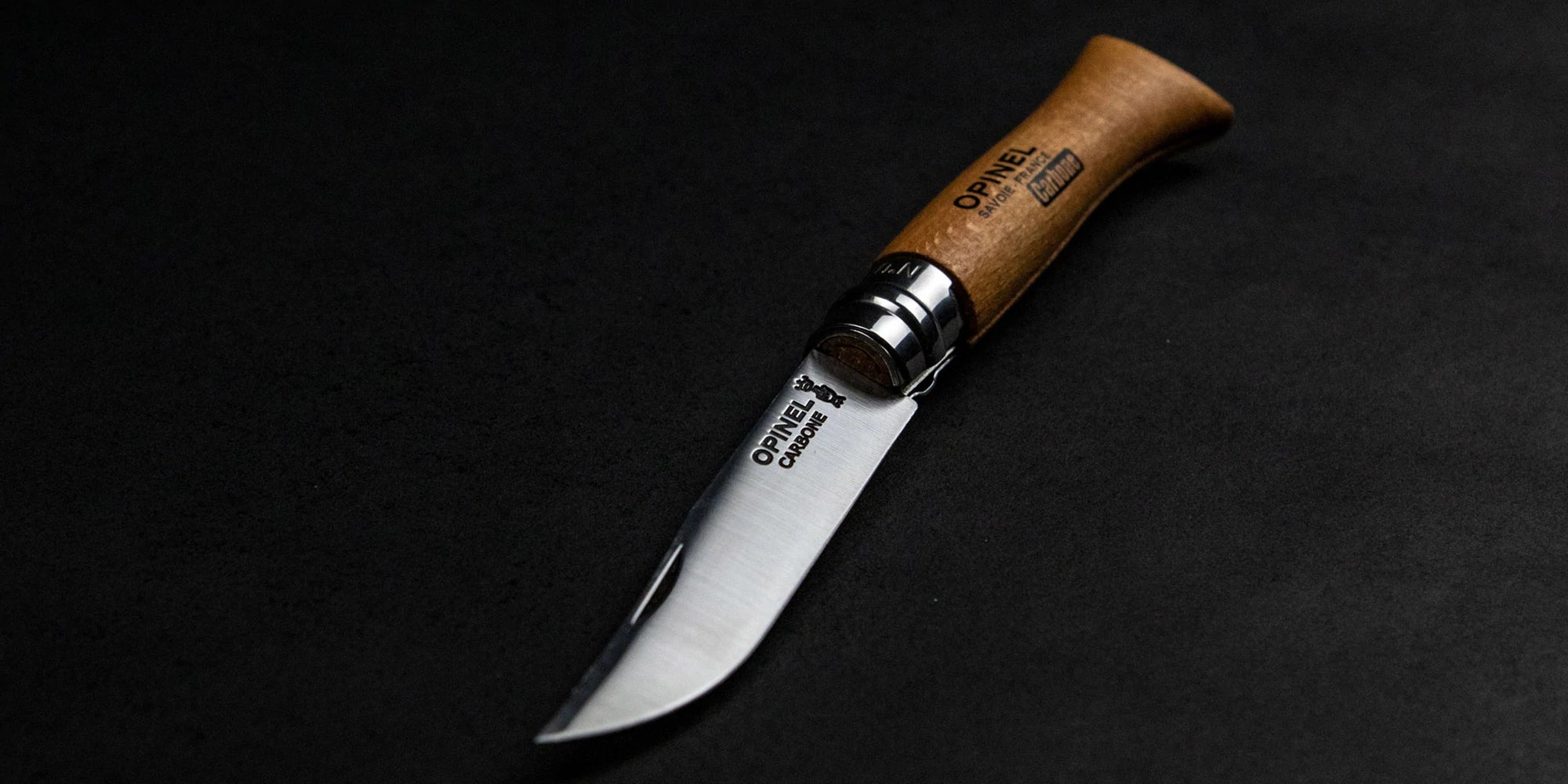 No. 7 Opinel Carbon Knife OP-13070 measures 4 inches when closed.