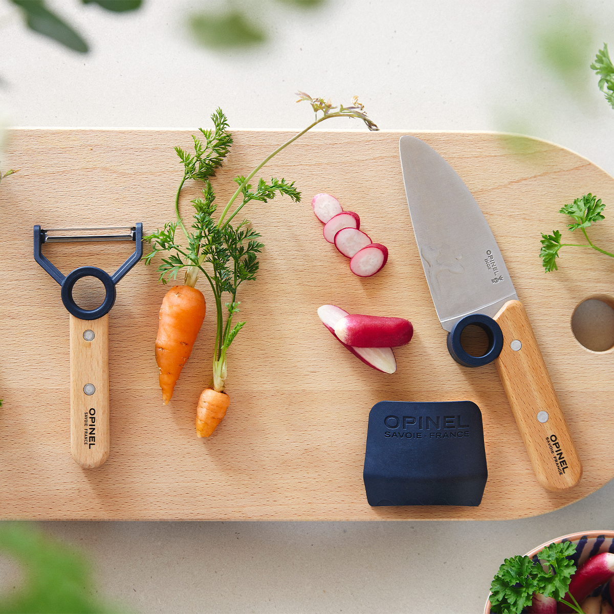 Eplucheur pour enfants, Opinel Le Petit Chef, acier inoxydable/bois, boîte - Homeij Eplucheur pour enfants, Opinel Le Petit Chef, acier inoxydable/bois, boîte - Homeij