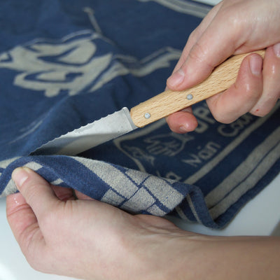 Dish Towel "On peut tout faire..."-OPINEL USA